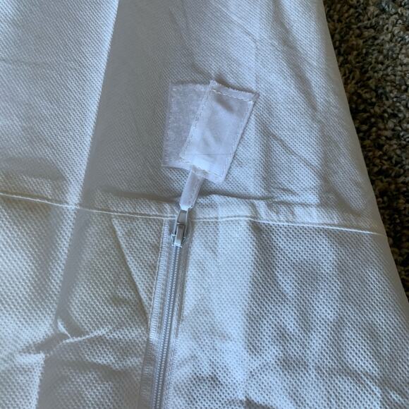 Fully Sealable Waterproof Full Mattress Protector Zip Closure Bedbug Protector+ - Picture 3 of 4